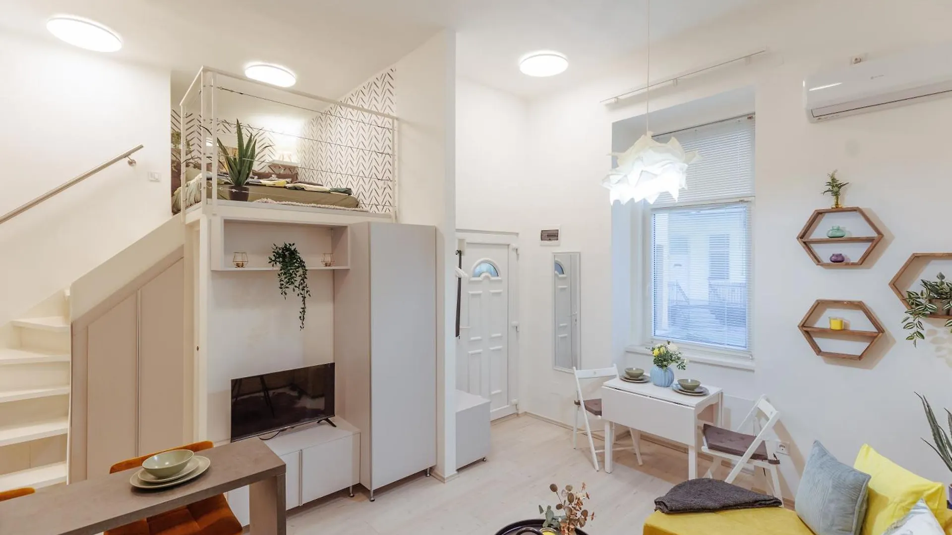 Moonlight Apartment Budapest